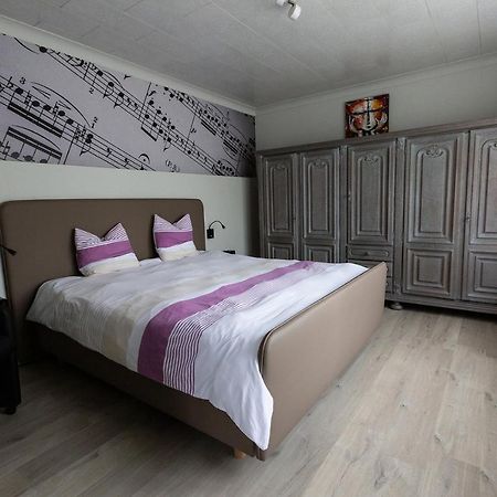Villa Bed 'N Blues **** Halen Exterior foto
